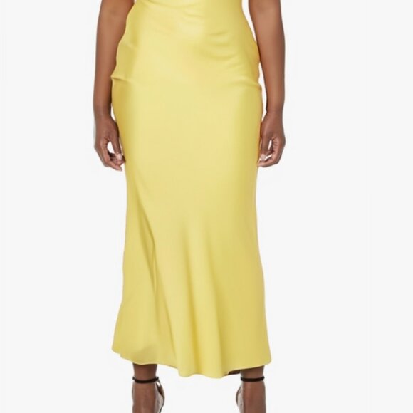 Satin off the shoulder ruched backless maxi dress- Realtix- Yellow Large - Picture 6 of 11